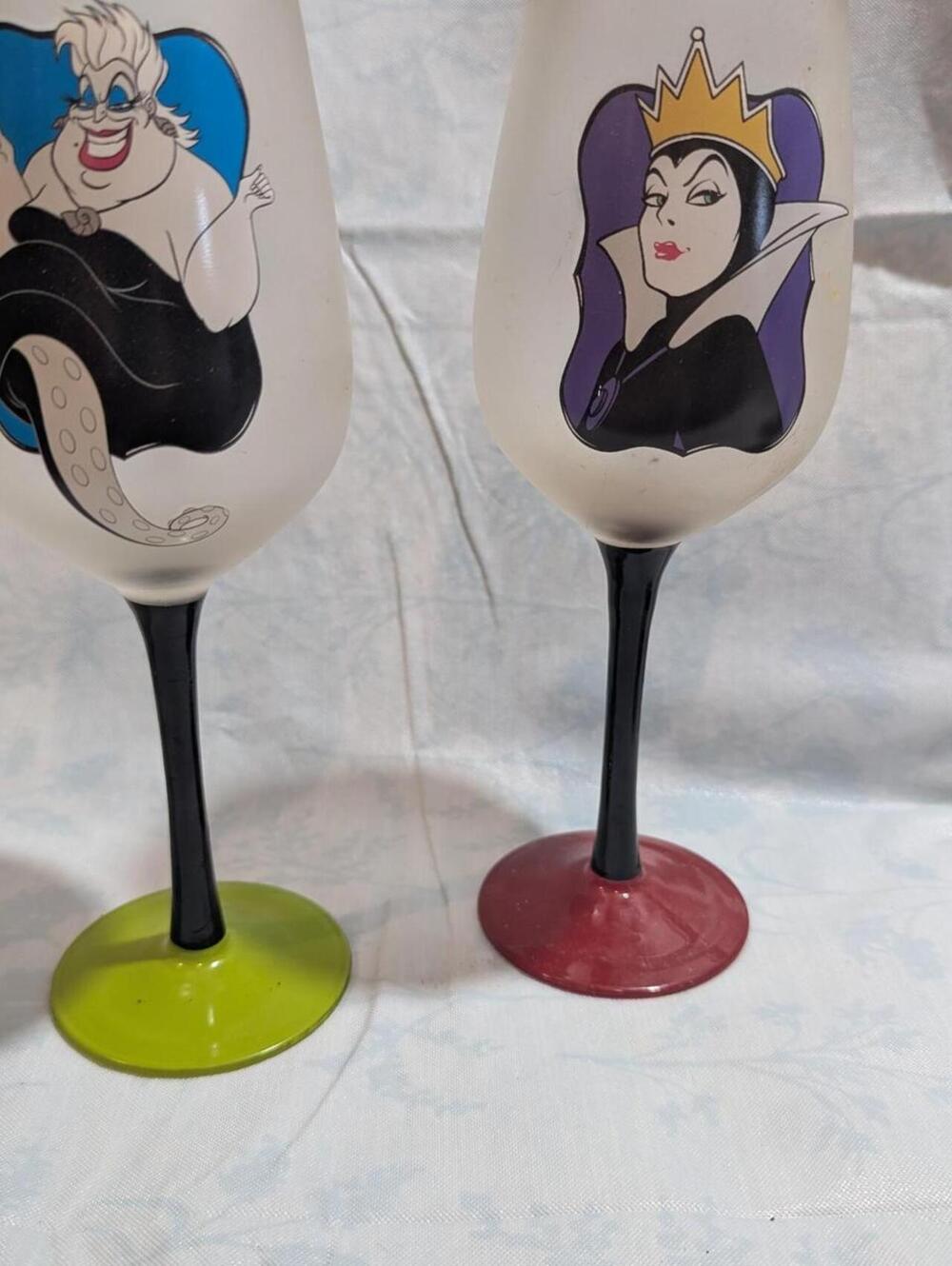 Set of 2 Disney Villains Themed Wine Glasses - Ursula and Evil Queen